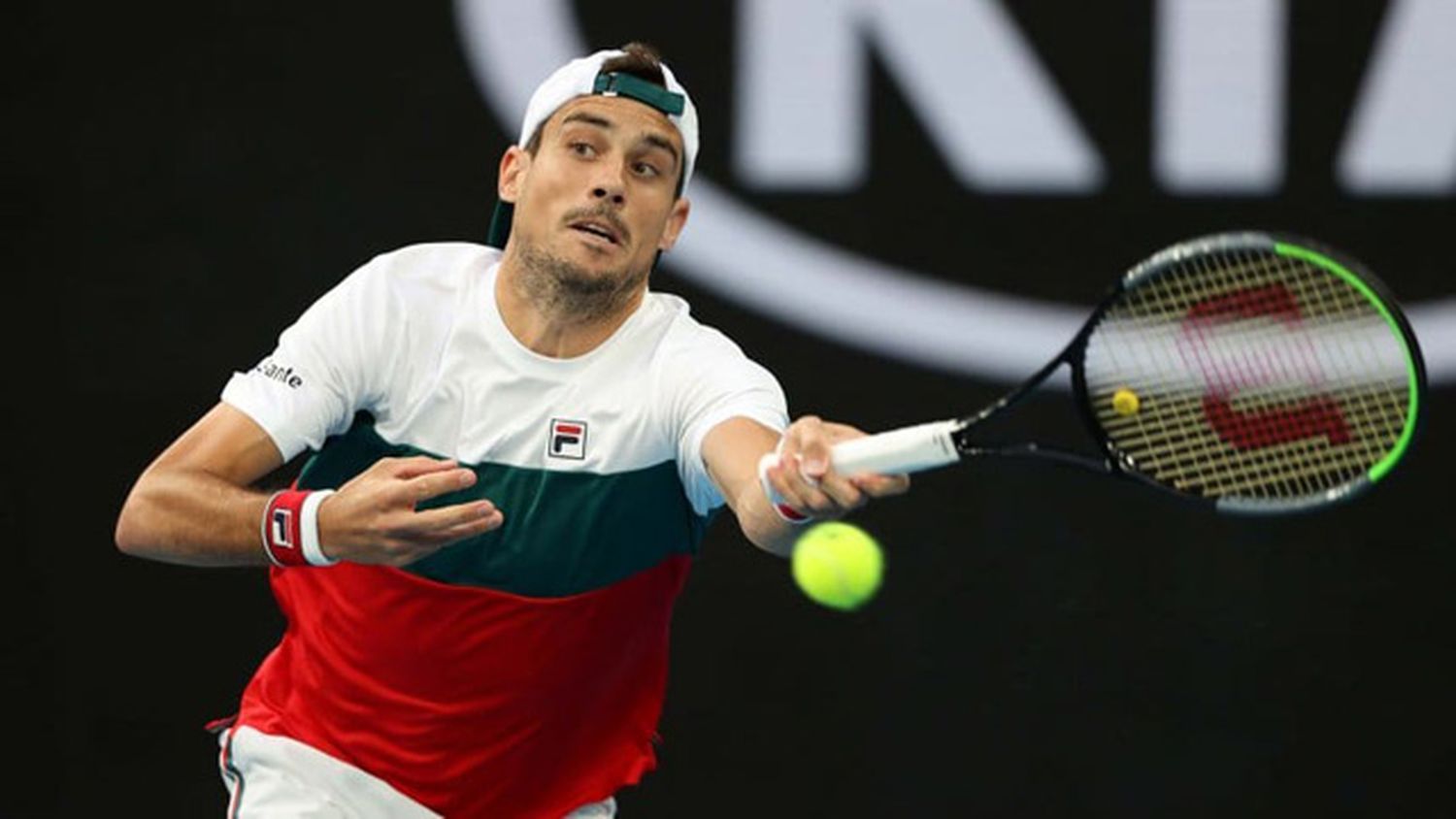 El bahiense Guido Pella la está pasando mal en Australia: Permanece encerrado y explotó contra los organizadores