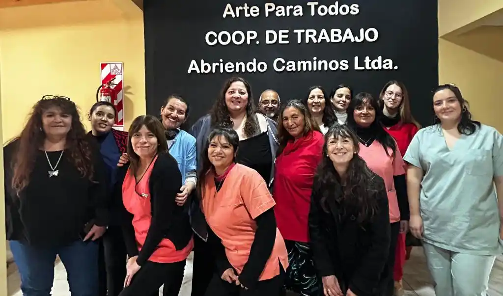 La cooperativa Abriendo Caminos inauguró su sede “Arte para todos”