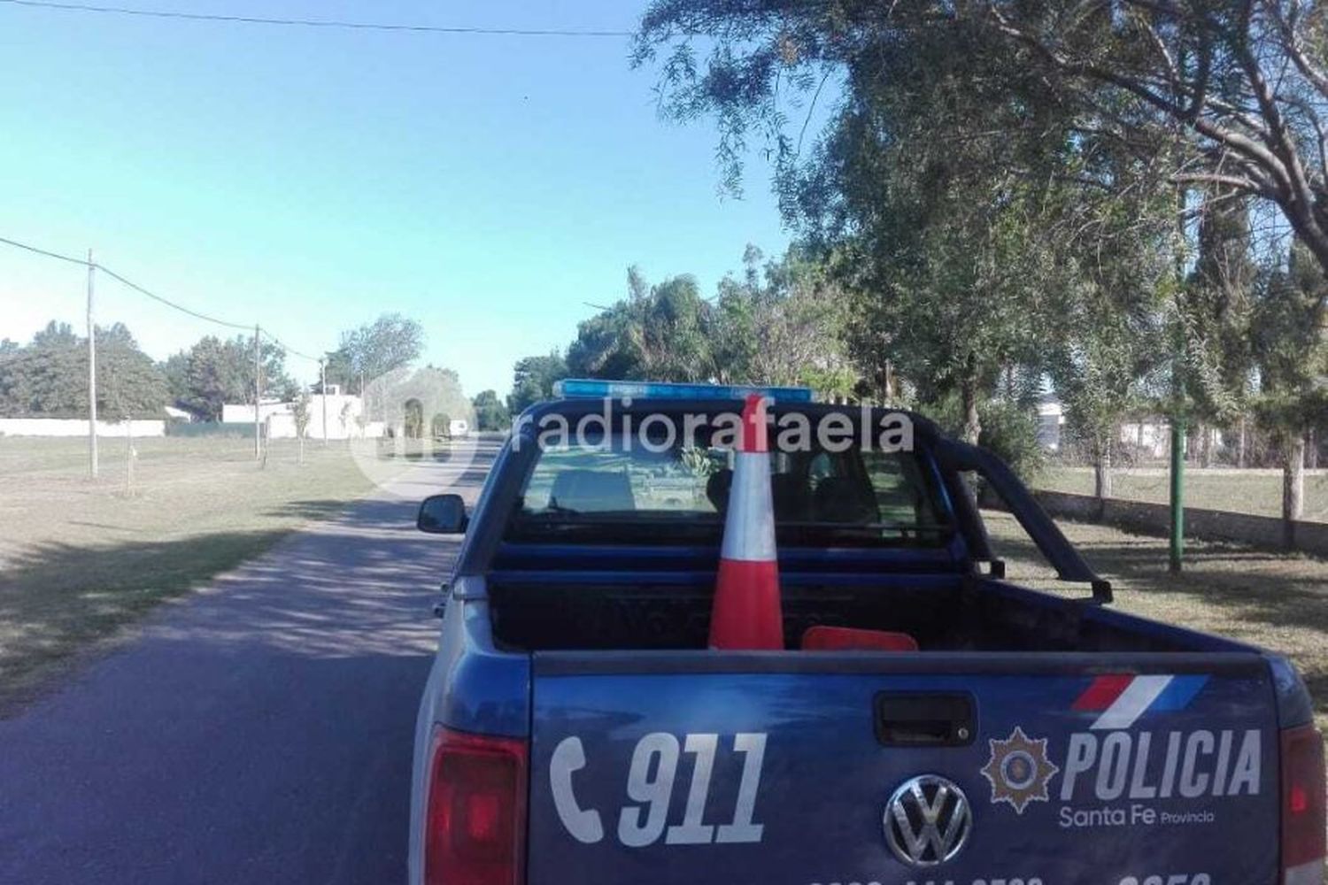 Corrió a un grupo de personas de su vereda y se desató una violenta pelea: lo golpearon en la cabeza