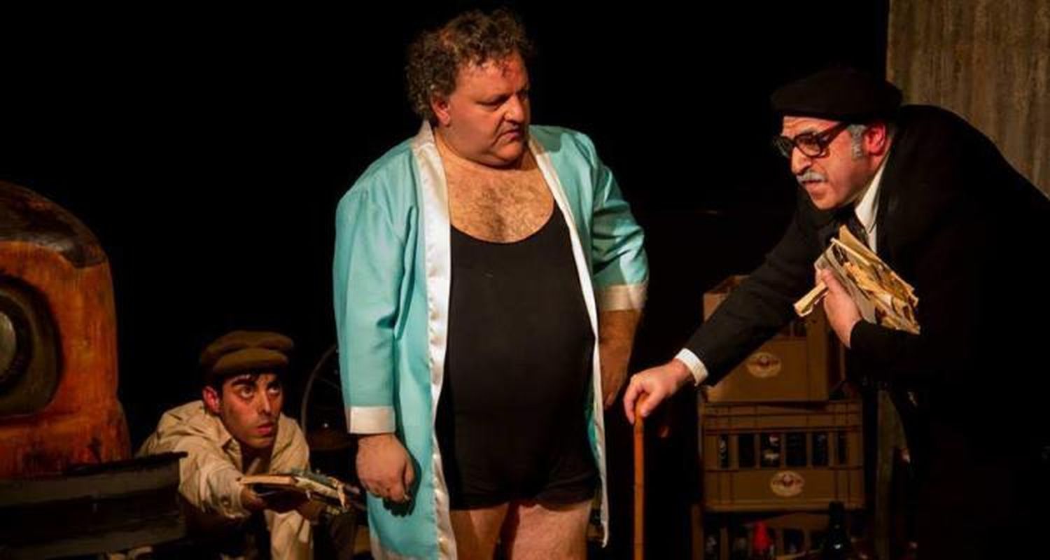 Teatro: Desde la lona
