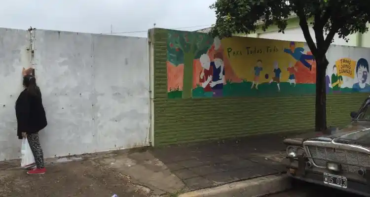 Robaron toallas, medias y calzoncillos en Instituto Sarmiento
