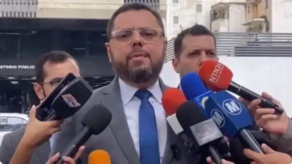 ANTONIO ECARRI presentó «recurso de revisión» ante el TSJ: denuncia agresión de parte del fiscal Saab