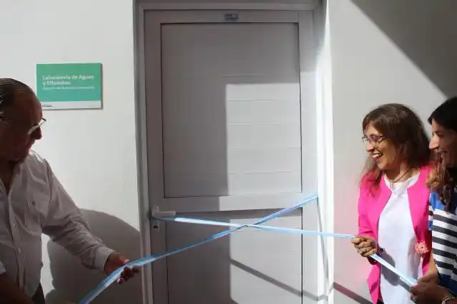Inauguraron el Laboratorio de Aguas y efluentes