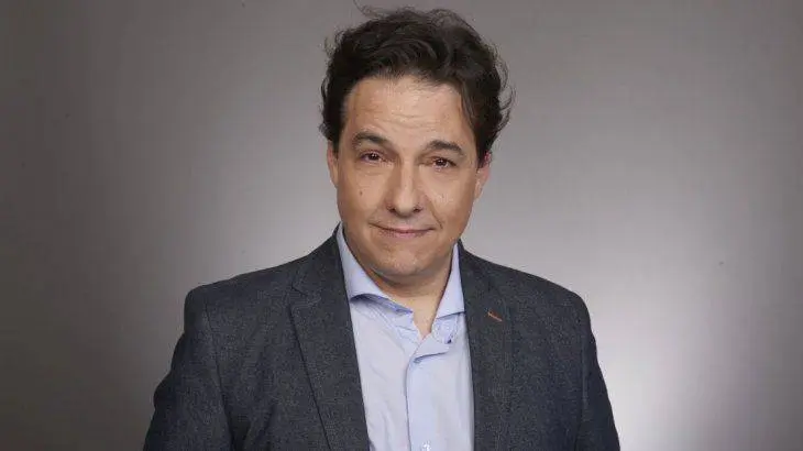 Internaron a Fernán Mirás por un aneurisma cerebral