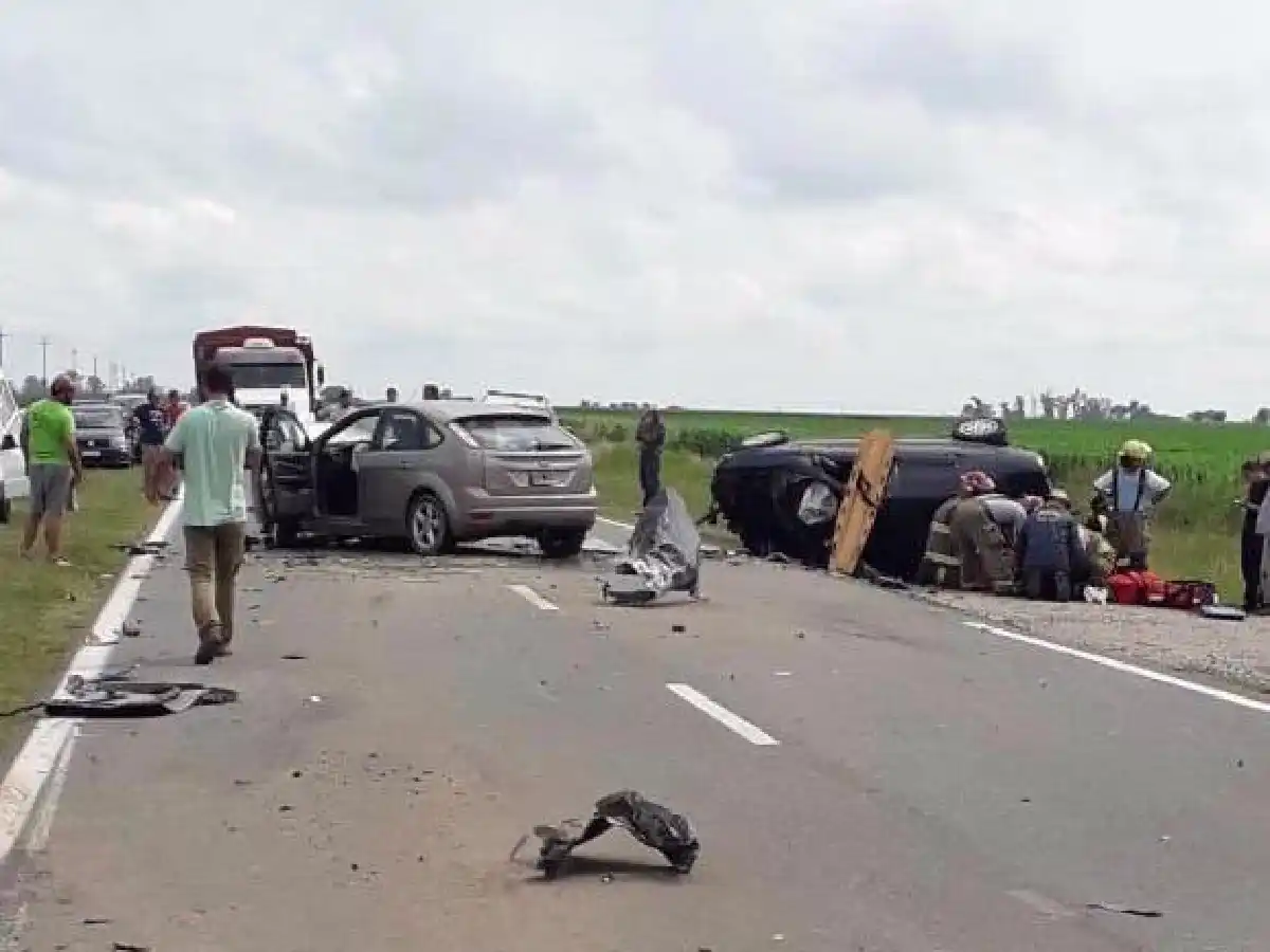 Accidente en la ruta 13 dejó como saldo una mujer con heridas graves