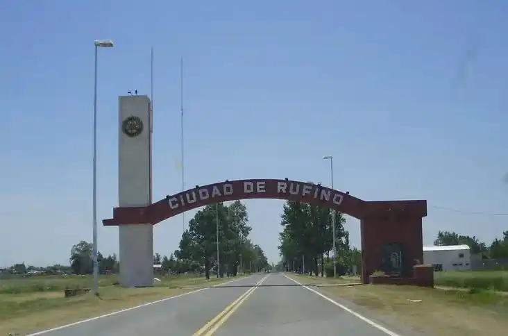 Un ícono Rufino, el ingreso a la ciudad por Ruta 7 (Acceso Daireaux).