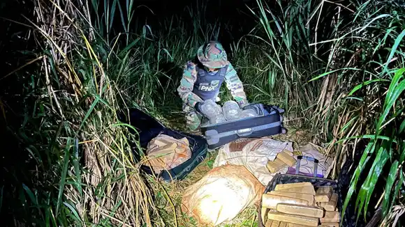 Prefectura frustró el ingreso de más de 330 kilos de droga en Misiones