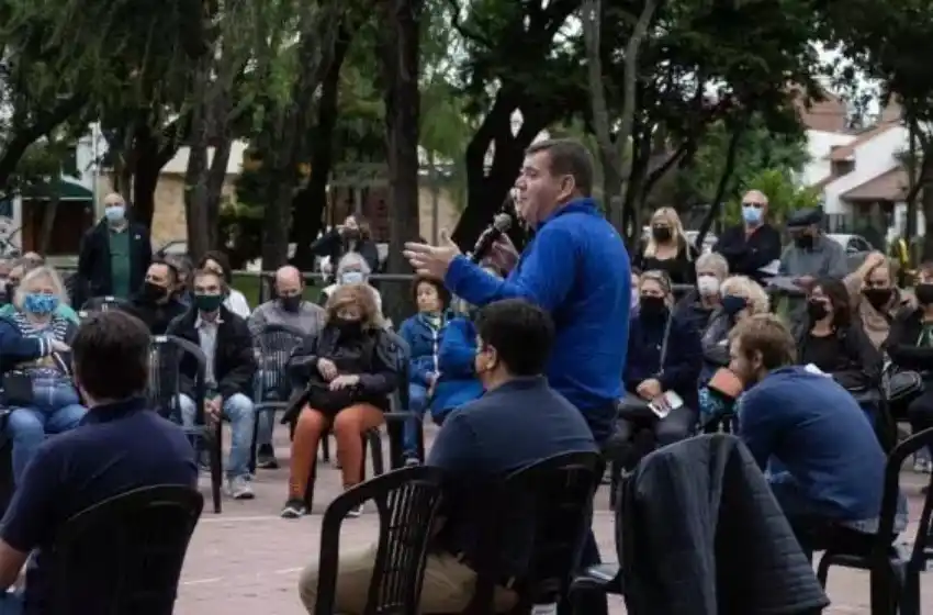 Colector Marcos Sastre: Montenegro se reunió con vecinos del norte de la ciudad