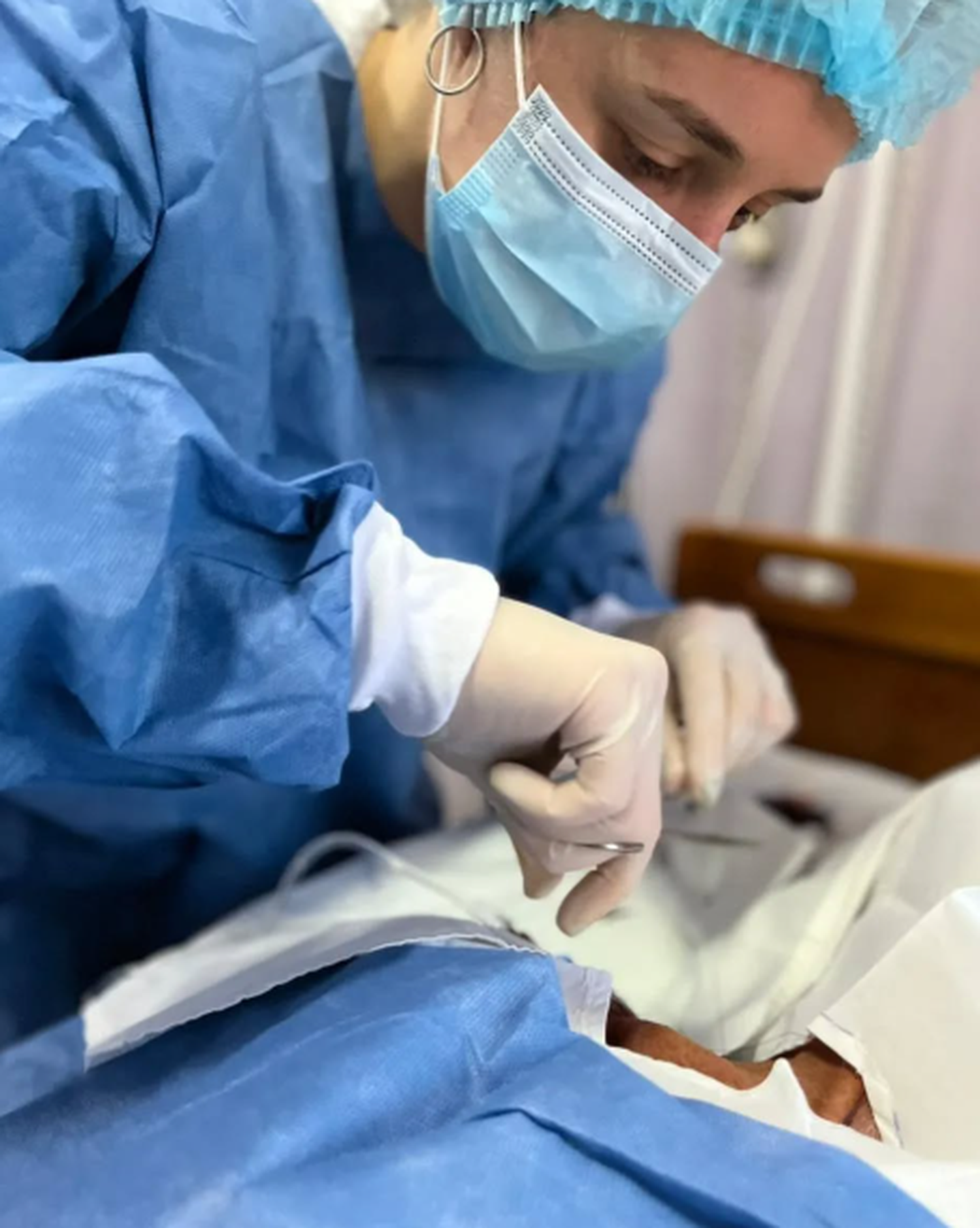 El equipo de la Unidad de Cuidados Respiratorios Intermedios (UCRI) del Hospital Santamarina se resiste a la reestructuración.