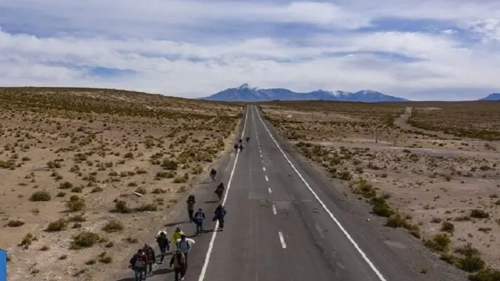 Por VARIANTE ÓMICRON: Chile suspende apertura de fronteras terrestres