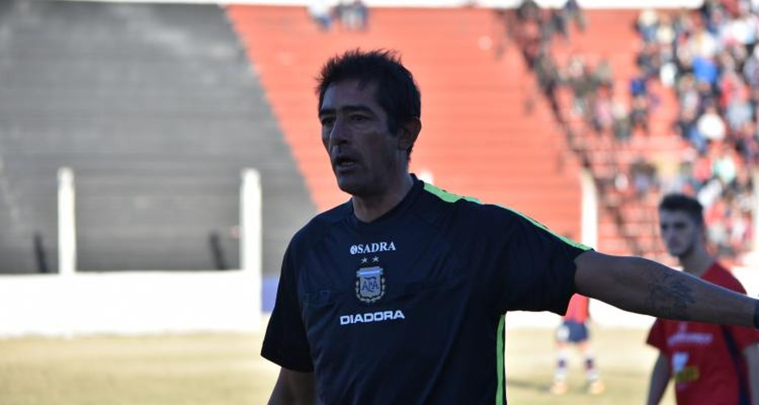 El show de Santiago Banegas en el clásico Mitre-Paraná
