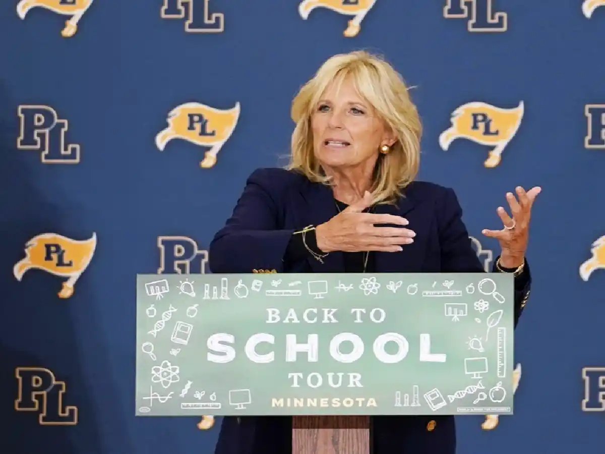 Quién es Jill Biden, la primera dama que revitalizó la campaña de su marido y quiere seguir trabajando como profesora