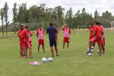 Unión, con equipo listo para recibir a Quilmes