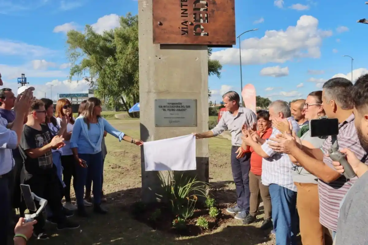 El intendente inauguró la pavimentación de la segunda vía integradora del Sur