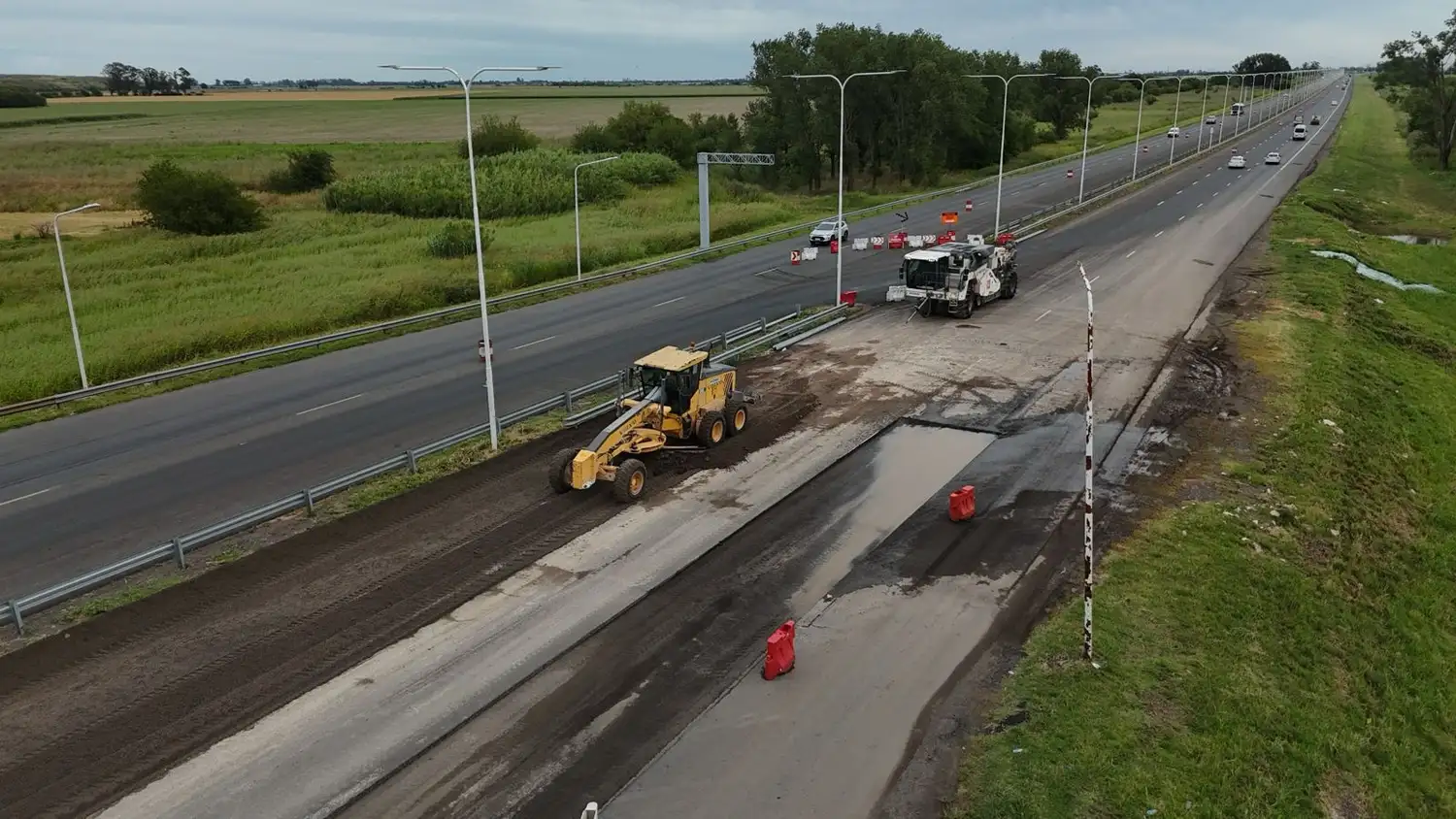 Autopista Rosario-Santa Fe: el Gobierno Provincial ya completó la construcción de los tres carriles en la mano hacia Rosario l - 3
