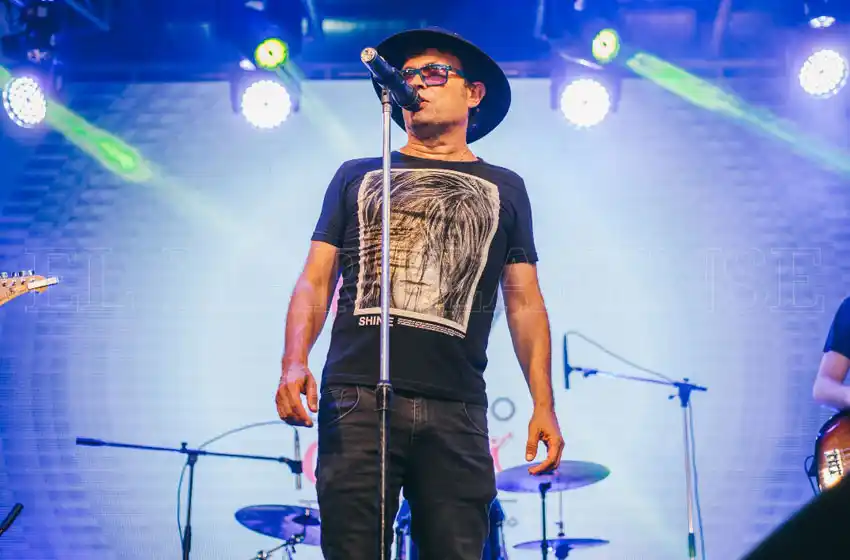 "Brindo por los que buscan la fuente musical en los 60´ o 70´"