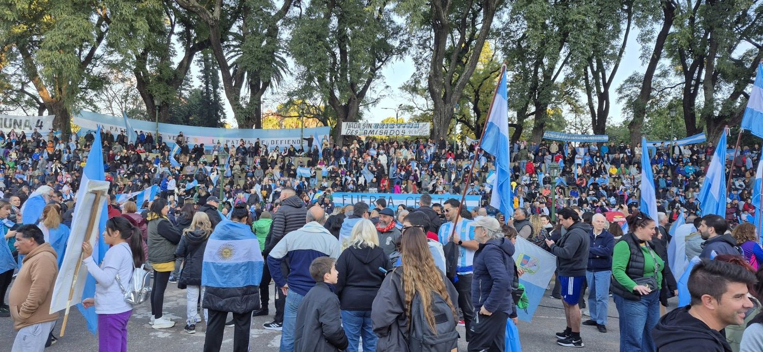 Cristina Kirchner le habló a los manifestantes con un audio grabado