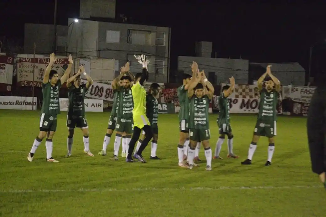 La “Verde” igualó sin goles en Rafaela.