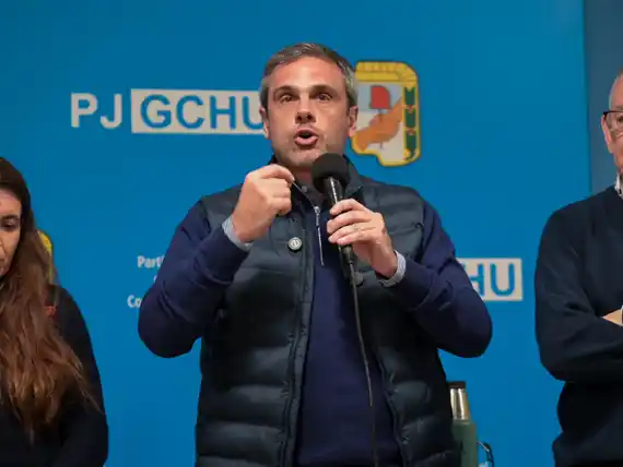 Guillermo Michel: “Al peronismo no se lo ayuda con aventuras personales”