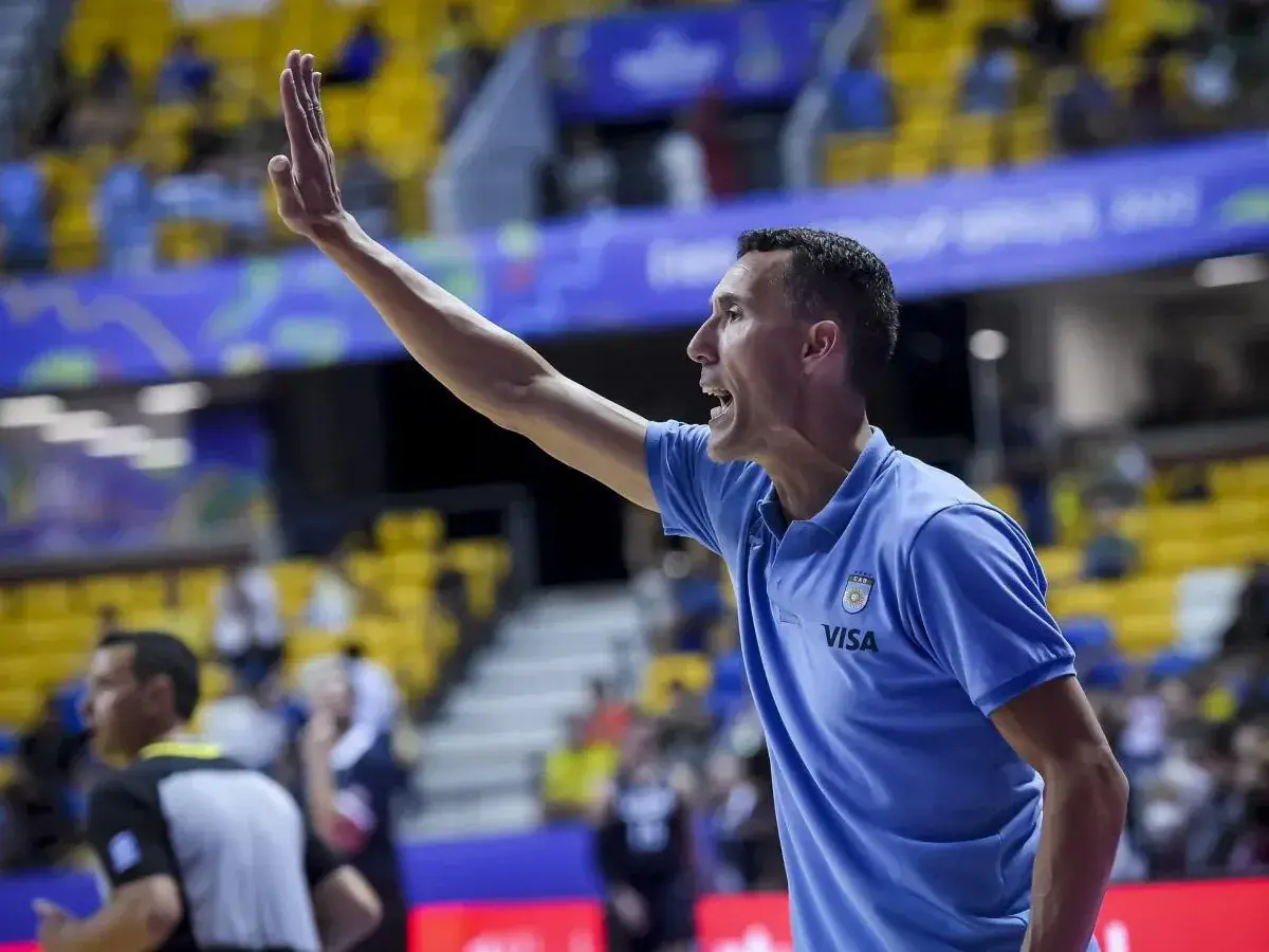 El entrenador nacional Pablo Prigioni dio a conocer la preselección para la venta eliminatoria de agosto. Foto:CAB