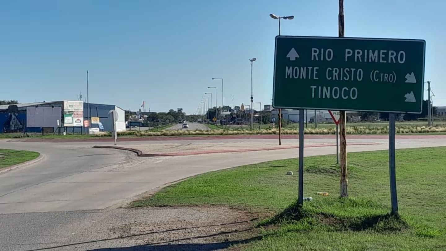 Se arrojó del auto en movimiento tras una discusión con su pareja y terminó internada con fractura de cráneo