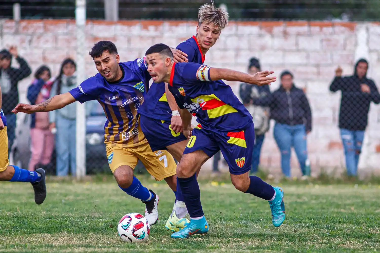 Segunda: empate en la cima