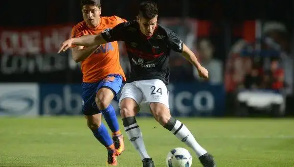 Colón debutó de local con un triunfo