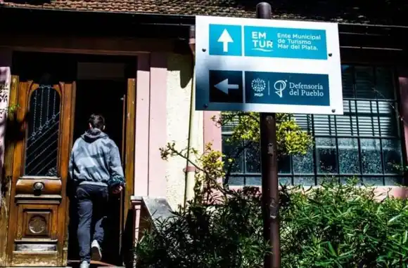 "El intendente descree de los organismos democráticos"