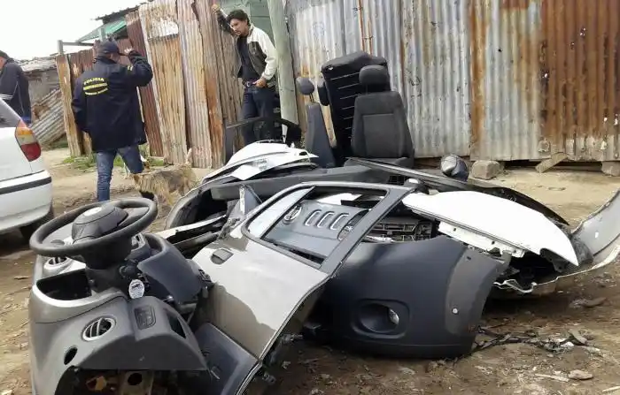 Tres de Febrero: Cayó banda dedicada a robar y desarmar autos