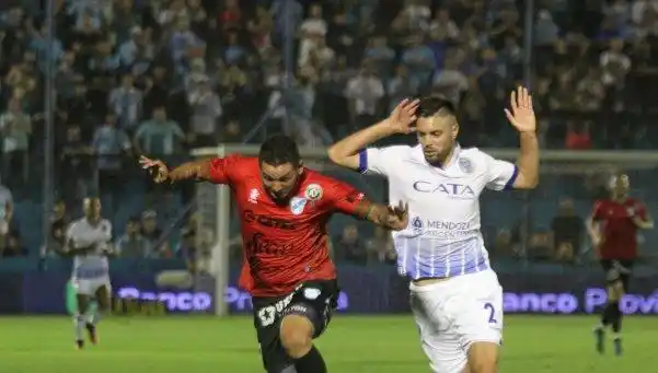 Temperley le ganó a Godoy Cruz sobre la hora