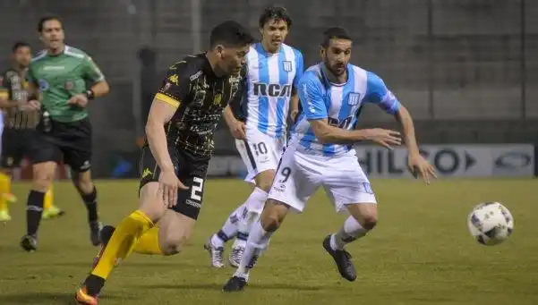 Lisandro se enojó cuando salió y ¿le marcó la cancha a Úbeda?