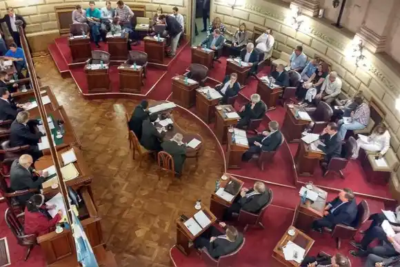 Media sanción al nuevo Código Penal Juvenil en el senado: "Es la ley más importante del 2023"