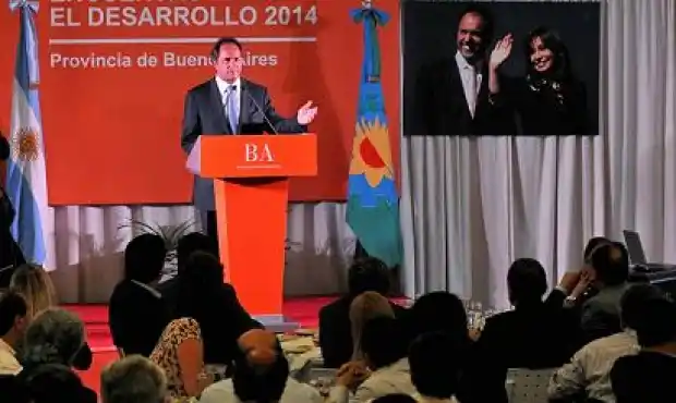 Scioli pidió apoyar el Presupuesto 2014 durante un acto en La Plata