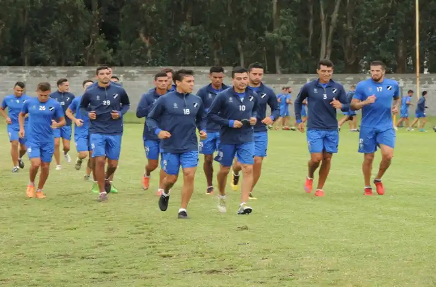 Alvarado viaja a Río Cuarto con dos variantes en la delegación