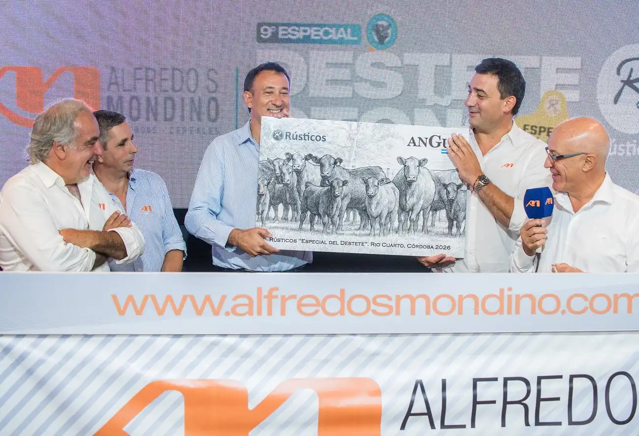 Rústicos destetó su 20° aniversario con un remate de calidad de Córdoba