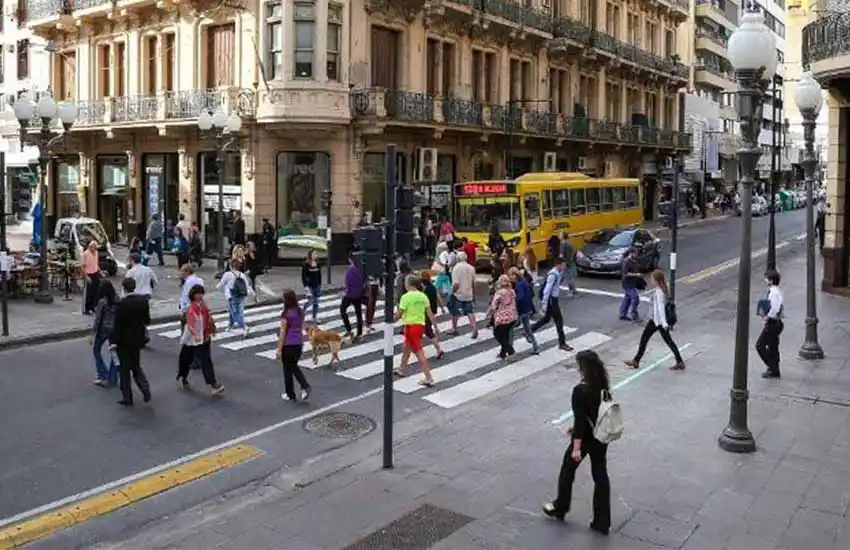 Inseguridad, iluminación y limpieza: los principales problemas que perciben los rosarinos en el centro