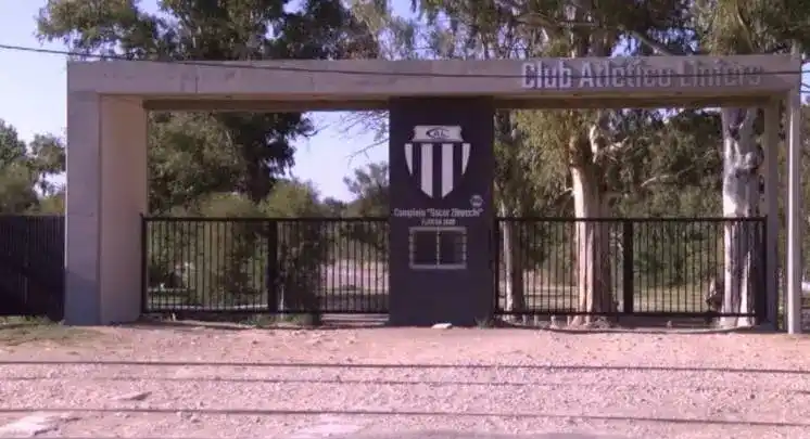 La comisión directiva resolvió de manera inmediata separar preventivamente al entrenador.