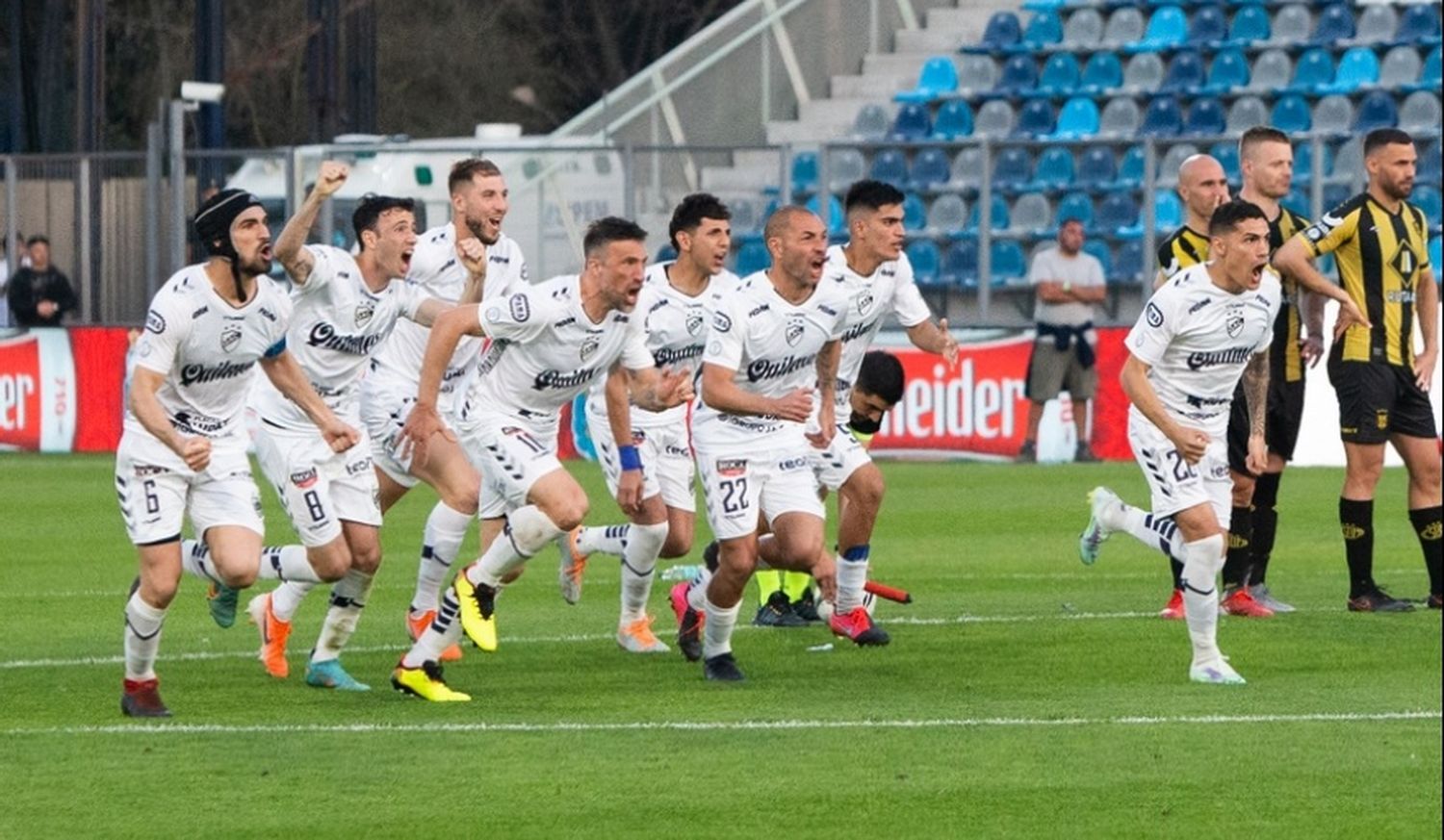 Quilmes pasó y será rival de Boca