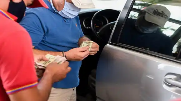 ¿A DÓNDE LLEGAREMOS? Aumenta 100% la  gasolina subsidiada tras reconversión monetaria