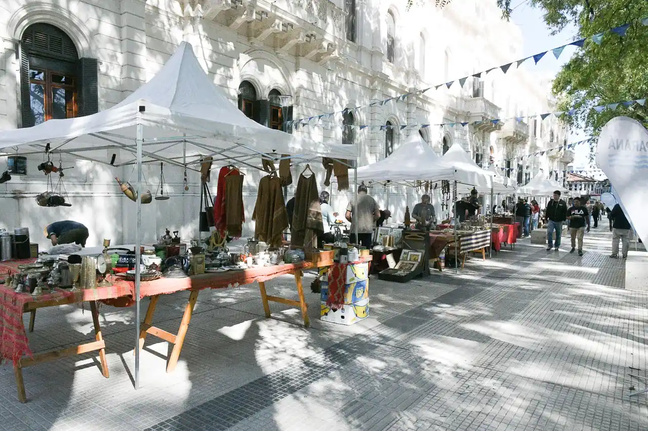 Comenzó la Feria con Historia, una propuesta para disfrutar en Semana Santa