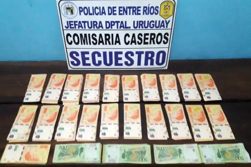 Entraron a robar en una escuela entrerriana, pero más tarde encontraron una bolsa con dinero con lo que sería parte del botín