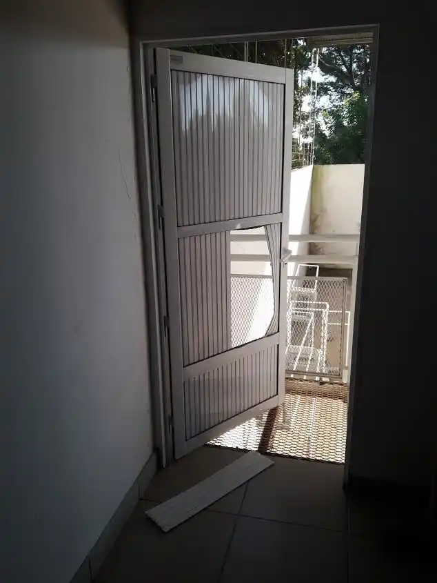 Robaron los alimentos almacenados en el comedor de la Escuela Técnica