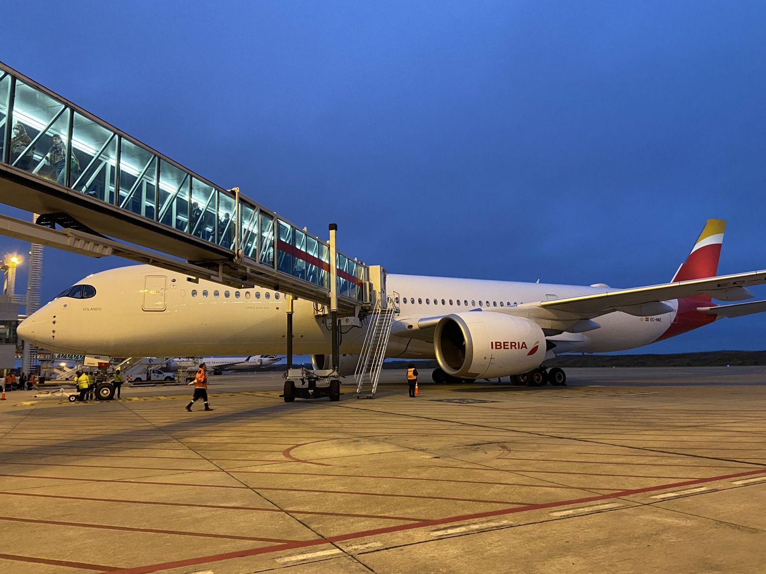 Iberia made its first scheduled flight to Montevideo with an Airbus A350 aircraft