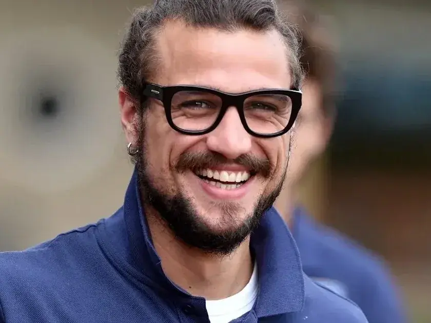 El ex futbolista Daniel Osvaldo permanece internado en terapia intensiva