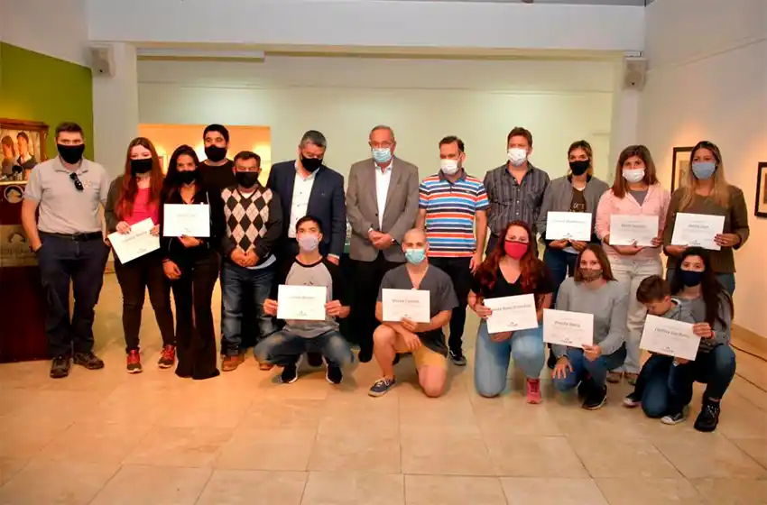 Lunghi reconoció a voluntarios que trabajaron en control de casos COVID