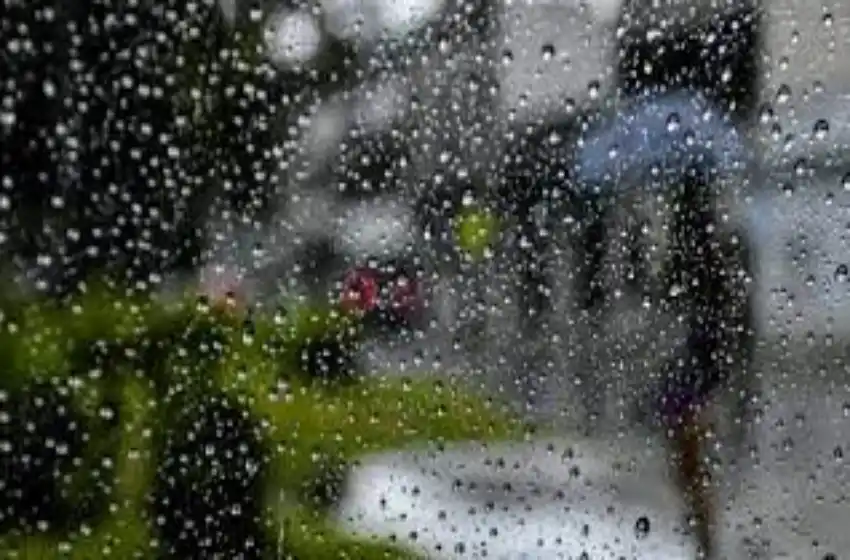 Clima loco en Rosario: chaparrón imprevisto y caída de granizo