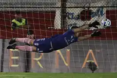 En Perú, Huracán juega por la clasificación a los grupos