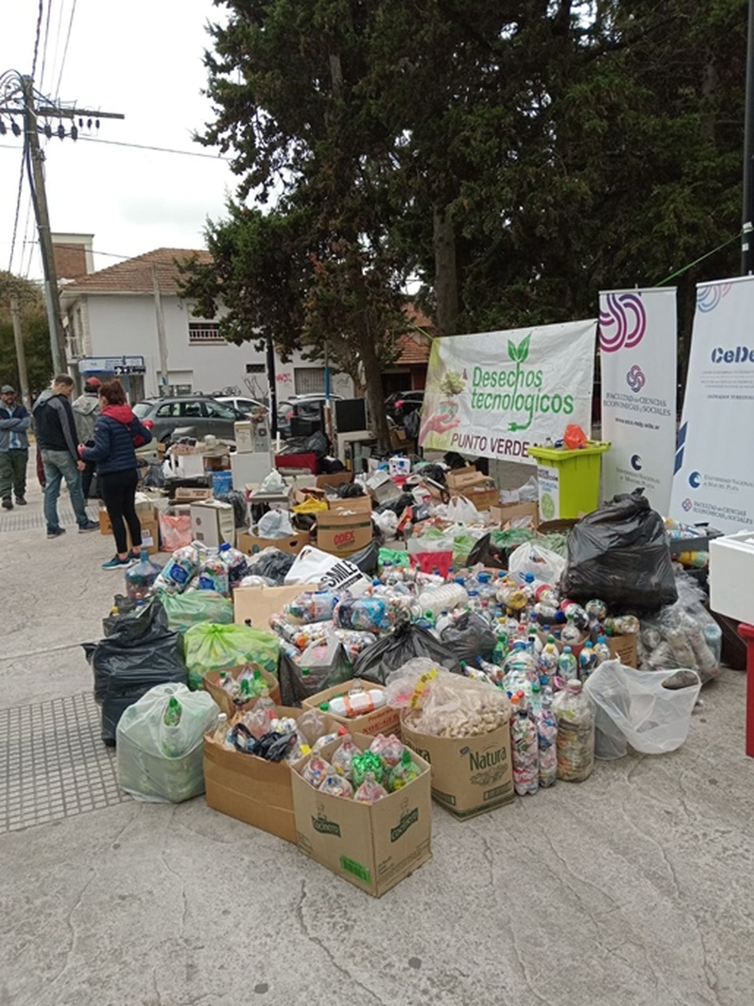 Recuperaron 3.5 toneladas de desechos tecnológicos en la jornada de recepción de materiales reciclables