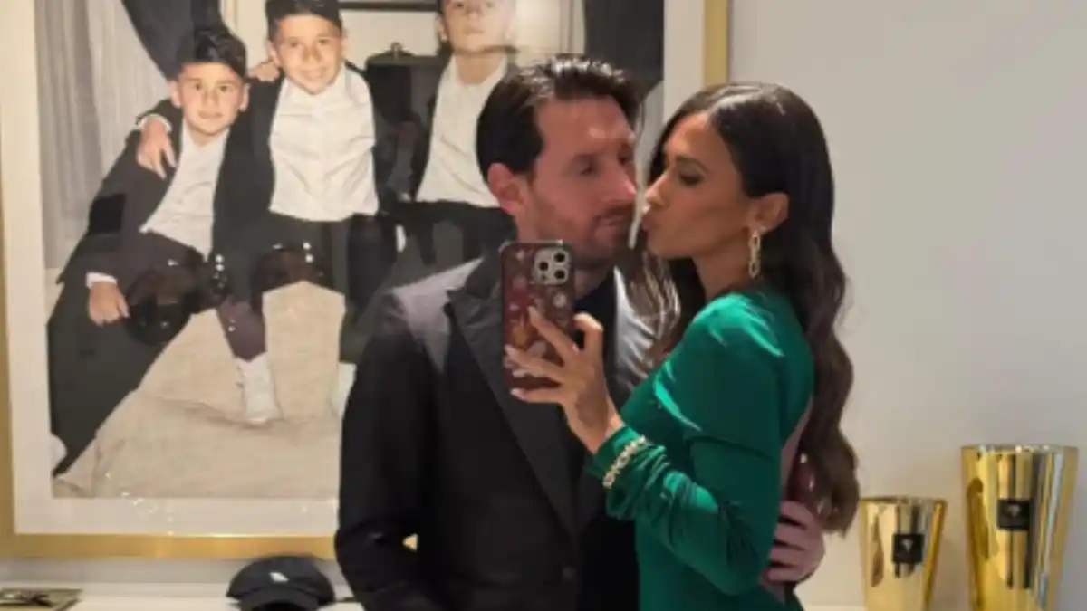 Antonela Roccuzzo deslumbró con un vestido de Victoria Beckham en Miami