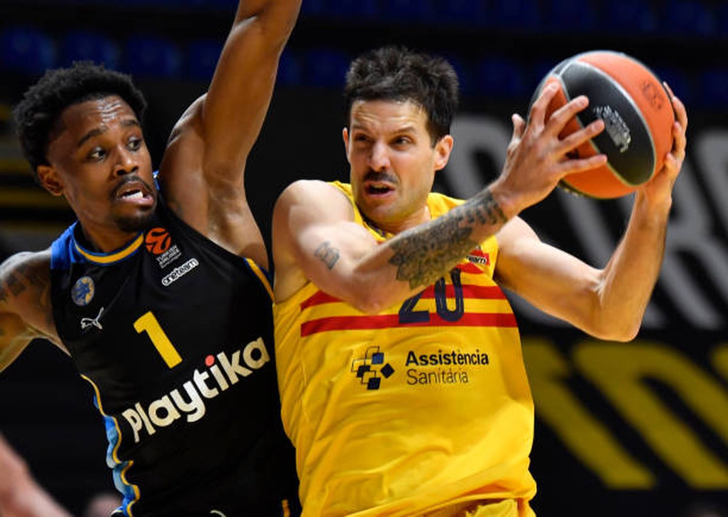 Barcelona, con Laprovittola goleador, le ganó a Maccabi